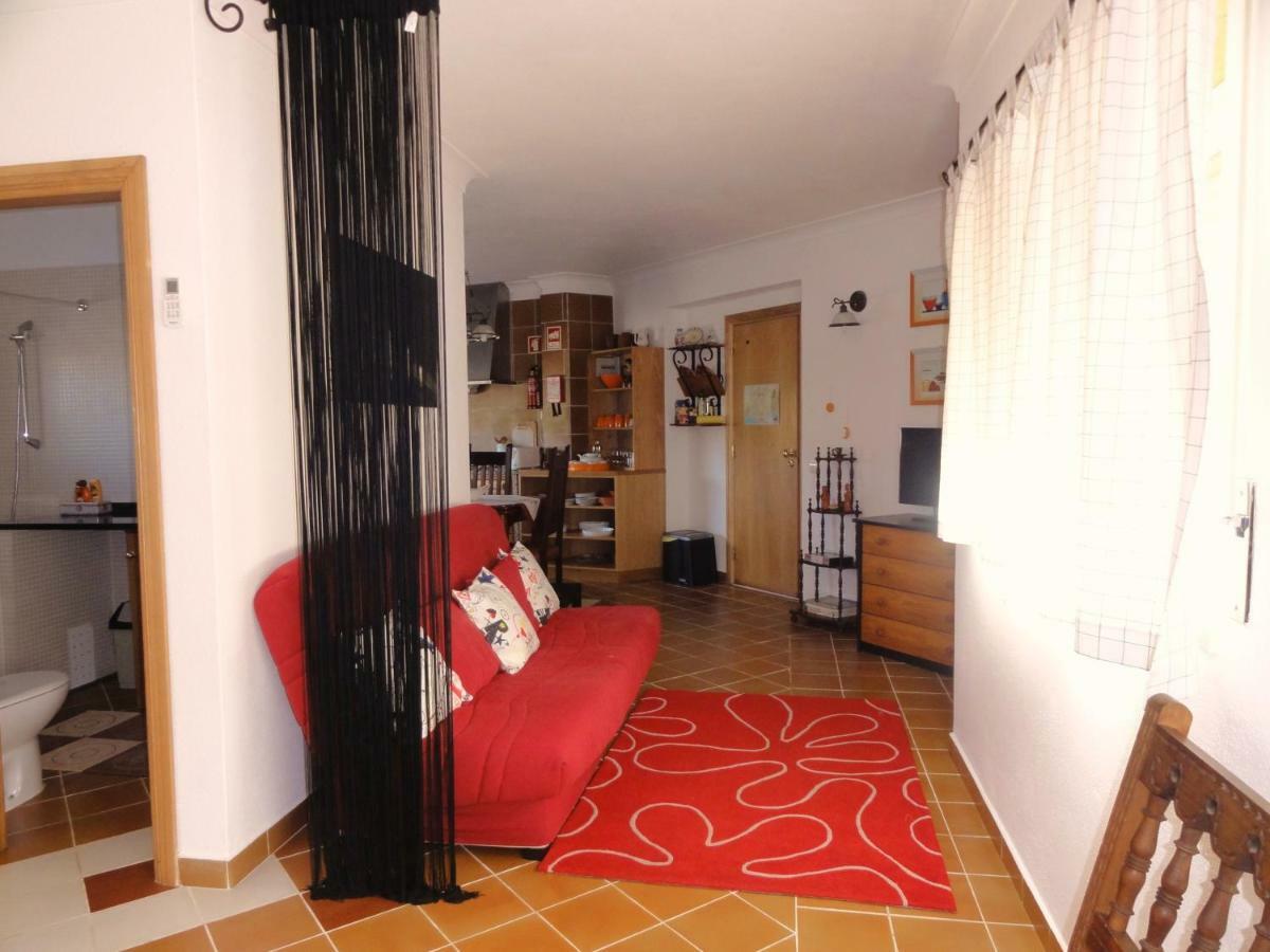 Apartamentos Em Moradia Com Jardim Cascaes Habitación foto